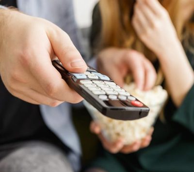 Comment s'équiper en télé dans une maison de vacances ?