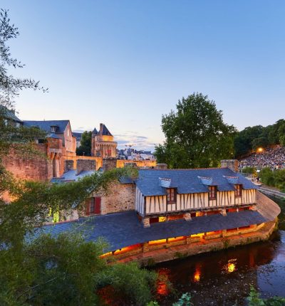 Le port et les remparts de Vannes