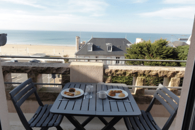 Studio avec terrasse vue mer, à Pléneuf-Val-André